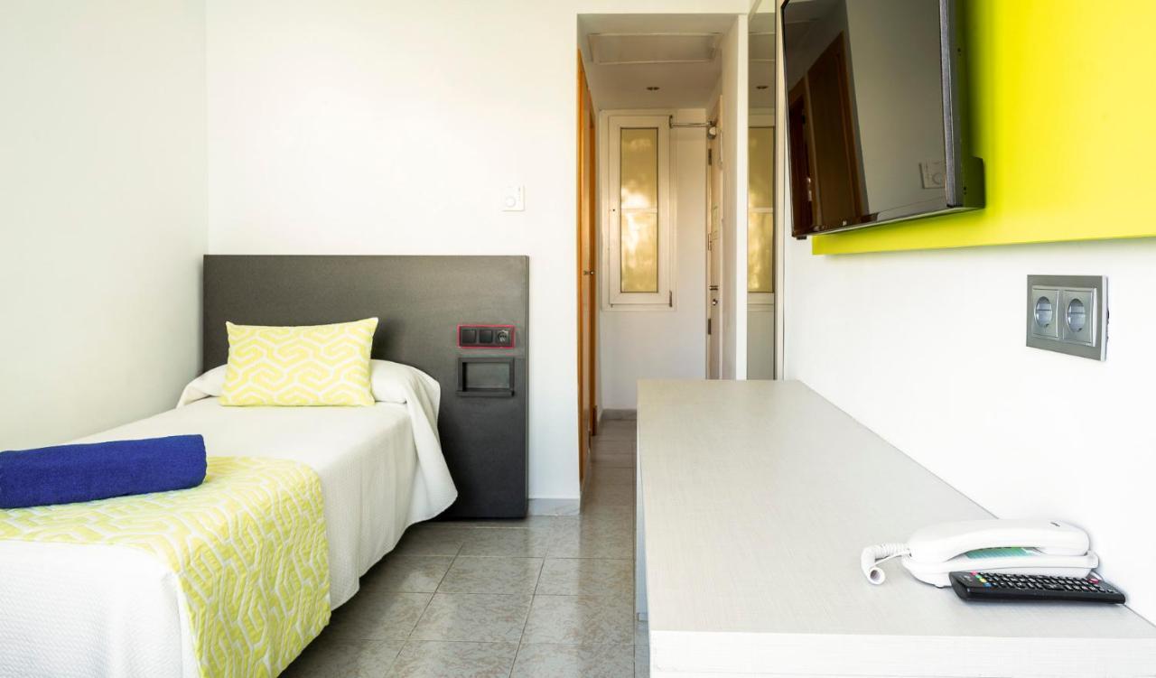 Globales Torrenova (Adults Only) Hotel Magaluf  Bagian luar foto